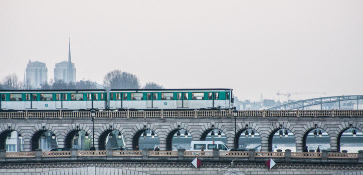 Aerial metro on the bridge of Bercy (Paris)